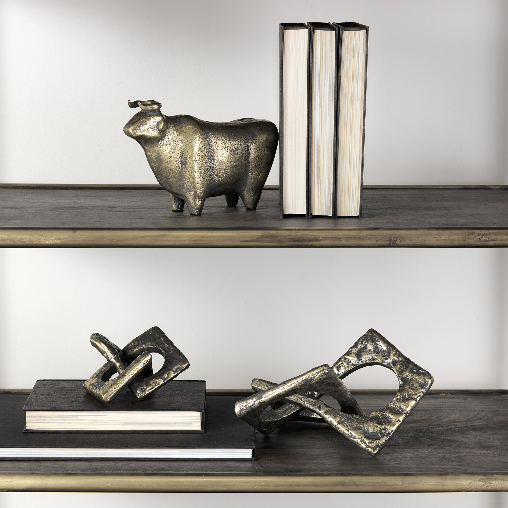 Decor and Decoratives